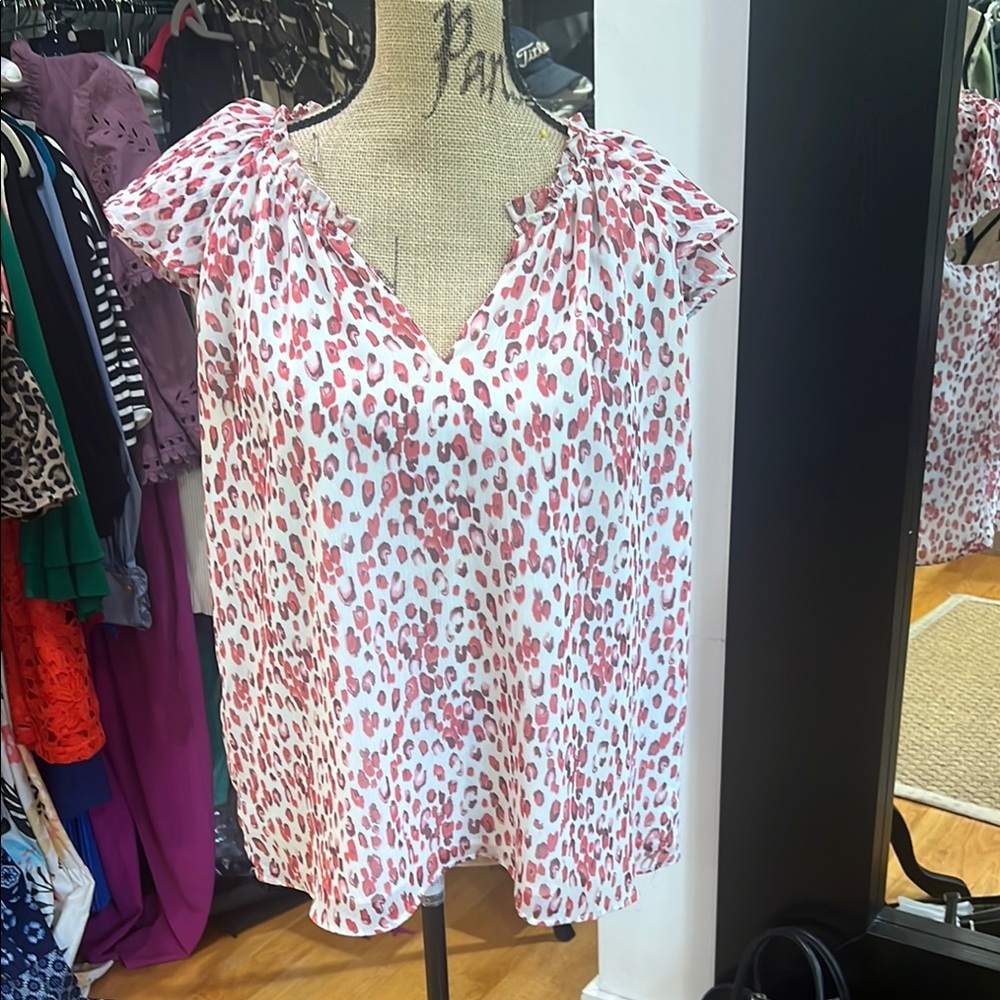 Banana Republic Pink and White Flutter Sleeve Blouse